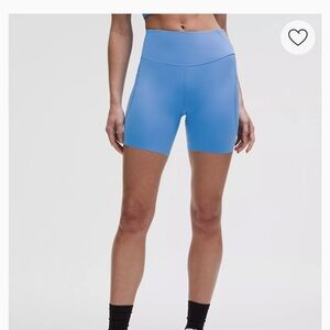 Fast and Free High-Rise Short 6"
5 Pocket